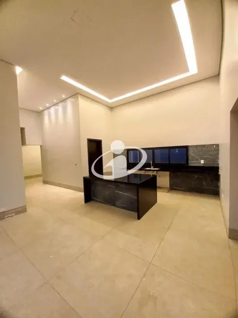 Foto 1 de Casa de Condomínio com 3 Quartos à venda, 369m² em Varanda Sul, Uberlândia