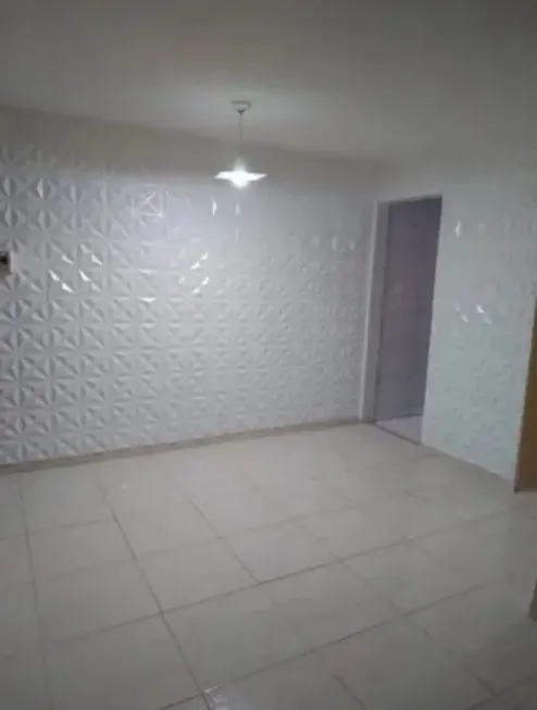 Foto 1 de Apartamento com 2 Quartos à venda, 50m² em CIA, Simões Filho