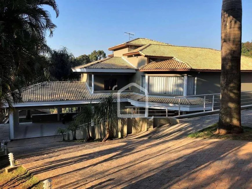 Foto 1 de Casa de Condomínio com 5 Quartos para venda ou aluguel, 890m² em Granja Viana, Carapicuíba