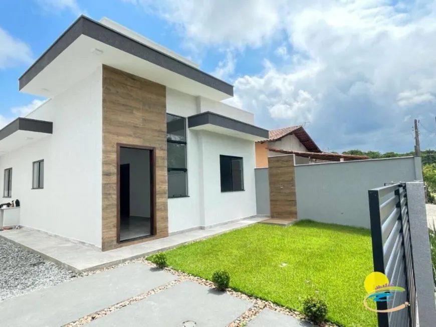 Foto 1 de Casa com 3 Quartos à venda, 59m² em Barra do Sai, Itapoá