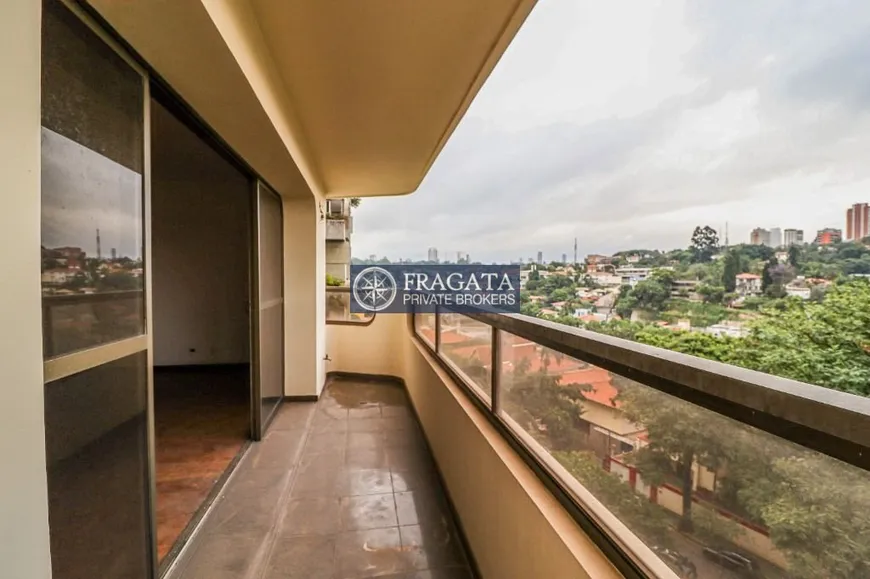 Foto 1 de Apartamento com 4 Quartos à venda, 231m² em Pacaembu, São Paulo