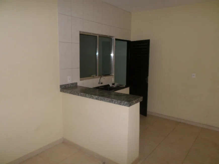 Foto 1 de Casa com 2 Quartos à venda, 150m² em Setor Santa Rita, Goiânia