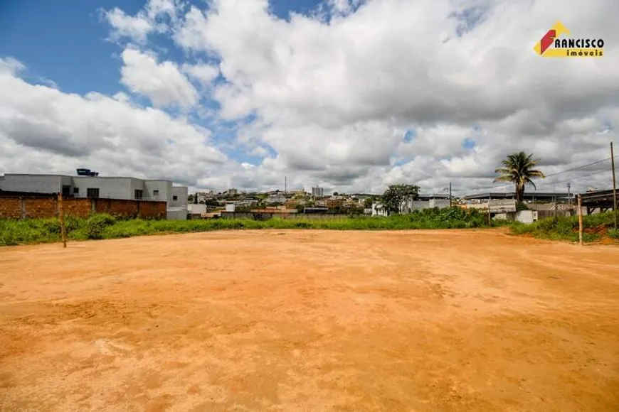 Foto 1 de Lote/Terreno à venda, 452m² em Rancho Alegre, Divinópolis