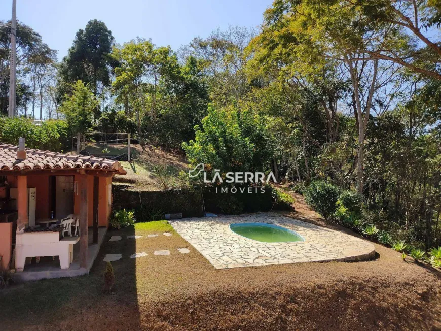 Foto 1 de Casa com 2 Quartos à venda, 3100m² em Secretário, Petrópolis