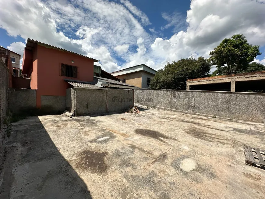 Foto 1 de Imóvel Comercial com 3 Quartos para alugar, 150m² em Idulipê, Santa Luzia