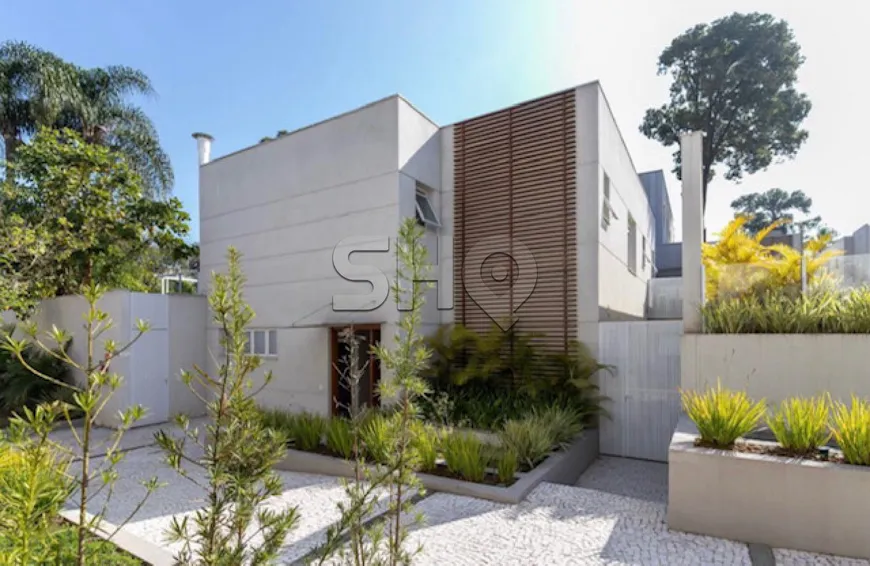 Foto 1 de Casa de Condomínio com 3 Quartos à venda, 600m² em Chácara Santo Antônio, São Paulo