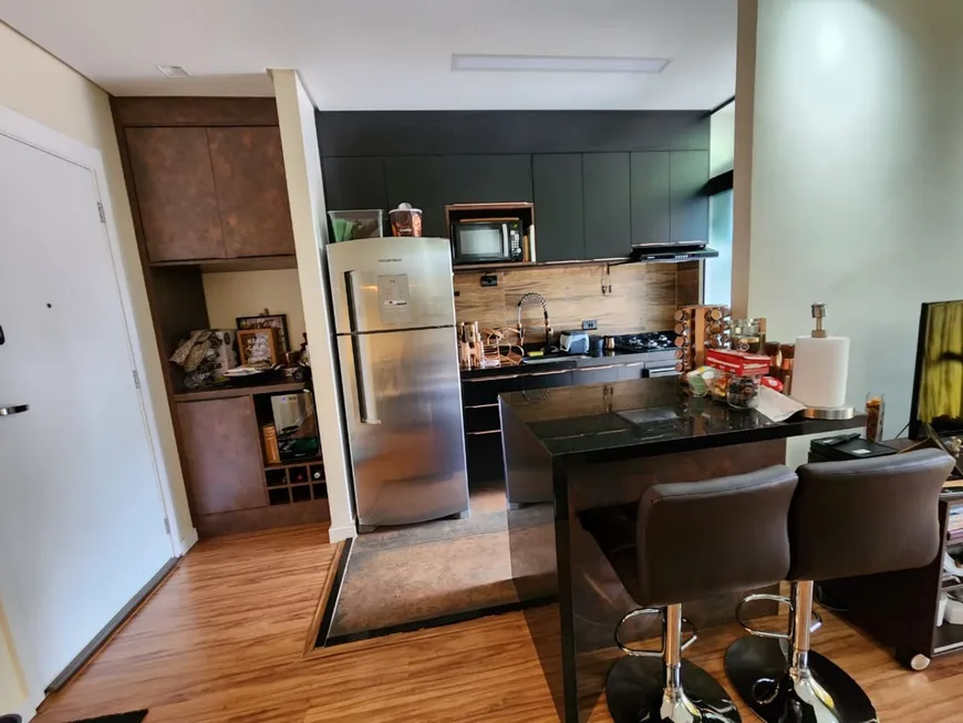 Foto 1 de Apartamento com 2 Quartos à venda, 58m² em Granja Viana, Cotia