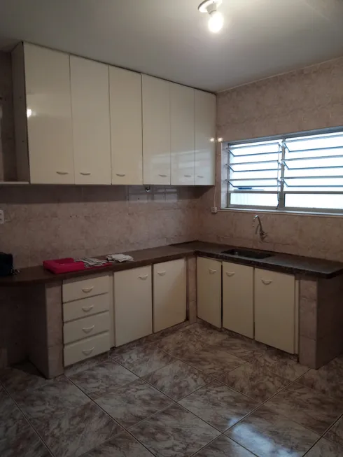 Foto 1 de Casa com 3 Quartos para alugar, 121m² em Jardim Maria Luiza, São Paulo