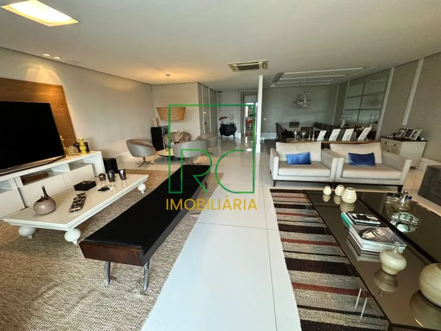 Foto 1 de Apartamento com 4 Quartos para alugar, 390m² em Barra da Tijuca, Rio de Janeiro