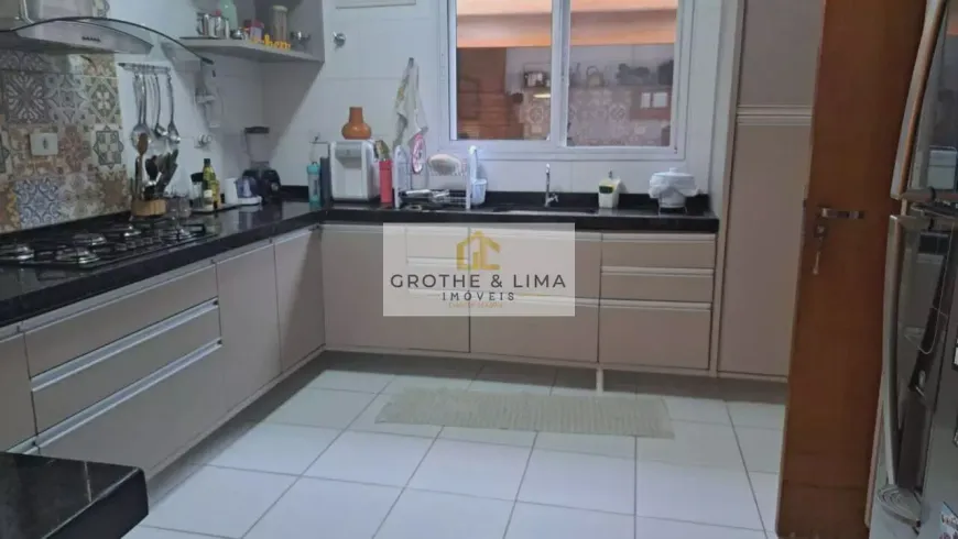 Foto 1 de Casa de Condomínio com 3 Quartos à venda, 120m² em Vila Areao, Taubaté