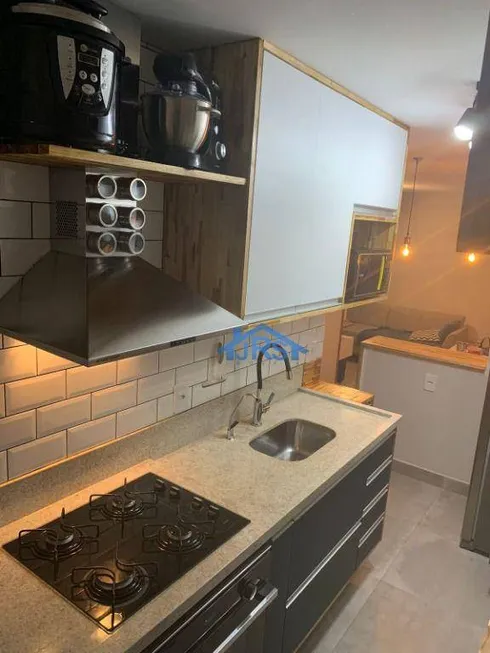 Foto 1 de Apartamento com 2 Quartos à venda, 49m² em Jardim Santa Izabel, Cotia