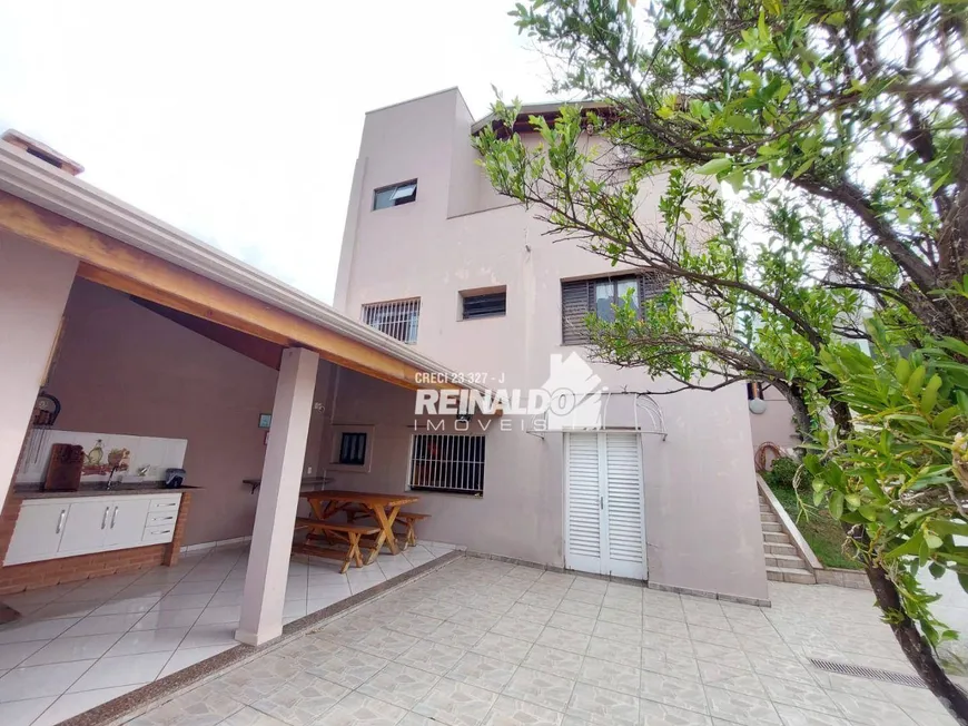 Foto 1 de Casa com 4 Quartos à venda, 240m² em Vila Centenário, Itatiba