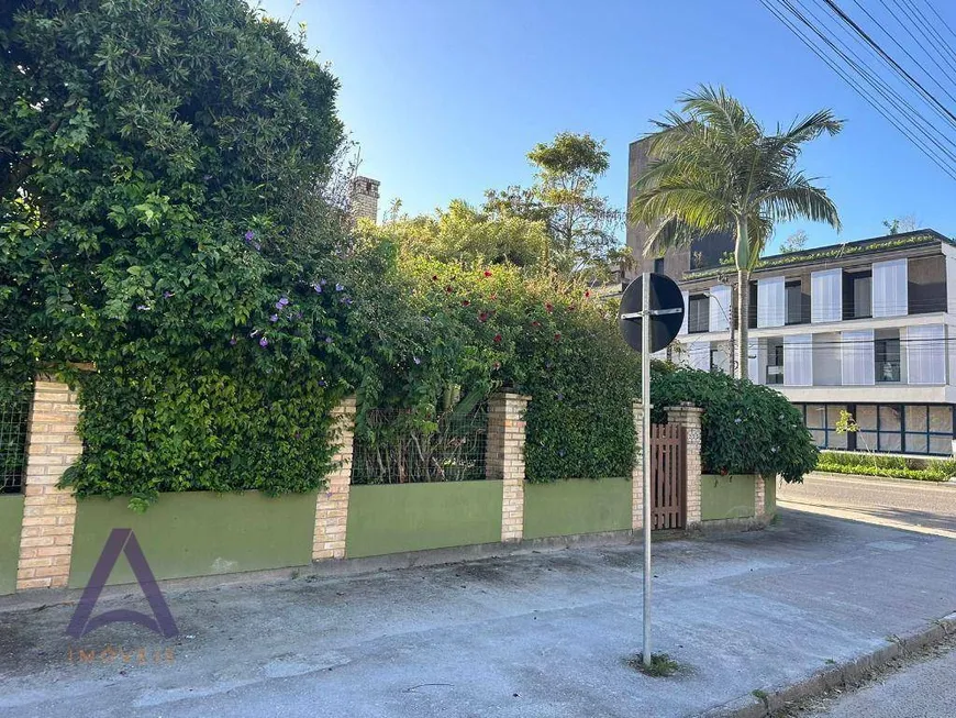 Foto 1 de Casa com 4 Quartos à venda, 169m² em Campeche, Florianópolis
