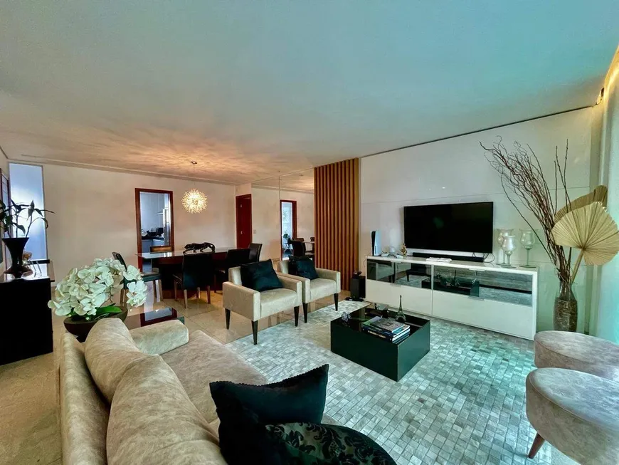 Foto 1 de Apartamento com 4 Quartos à venda, 210m² em Castelo, Belo Horizonte
