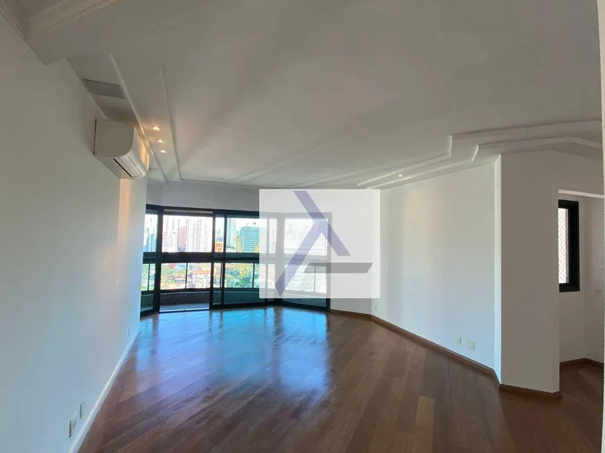 Foto 1 de Apartamento com 4 Quartos à venda, 160m² em Campo Belo, São Paulo