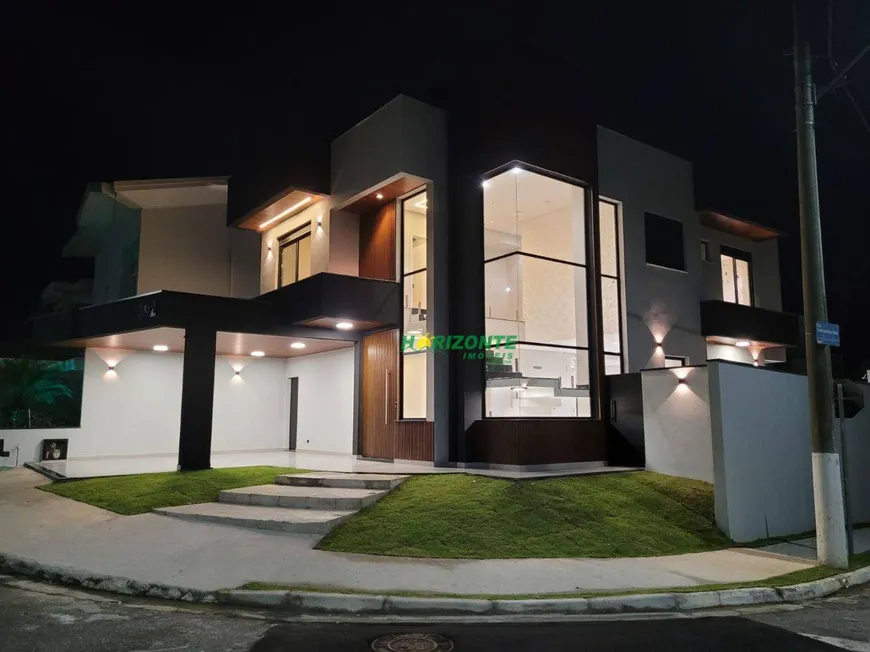Foto 1 de Casa de Condomínio com 4 Quartos à venda, 270m² em Urbanova, São José dos Campos
