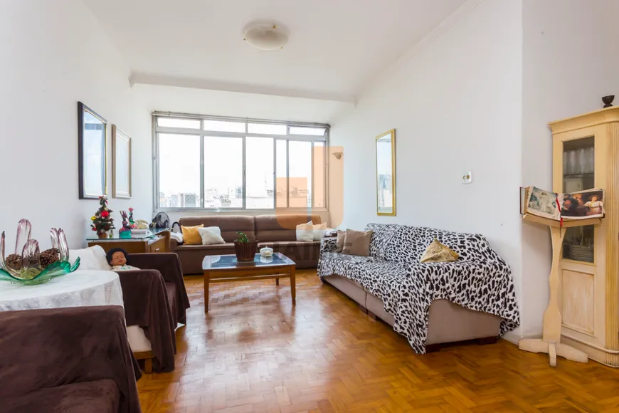 Foto 1 de Apartamento com 4 Quartos à venda, 140m² em Higienópolis, São Paulo