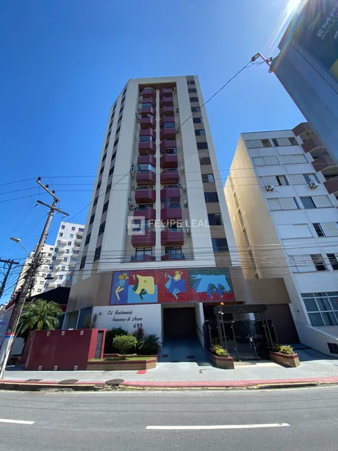 Foto 1 de Apartamento com 2 Quartos à venda, 102m² em Centro, Florianópolis