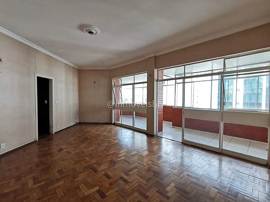 Foto 1 de Apartamento com 4 Quartos à venda, 180m² em Centro, Belo Horizonte