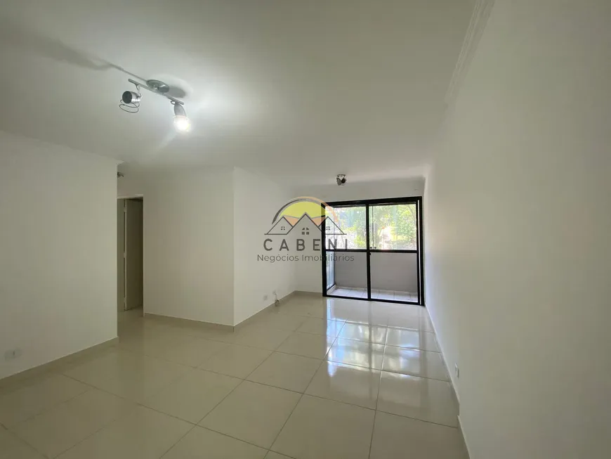 Foto 1 de Apartamento com 3 Quartos para alugar, 71m² em Vila Firmiano Pinto, São Paulo