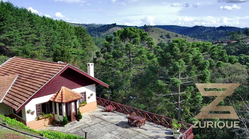 Foto 1 de Casa de Condomínio com 3 Quartos à venda, 145m² em Horto Florestal, Campos do Jordão