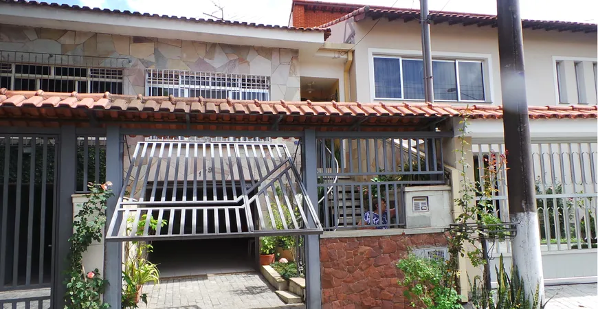 Foto 1 de Casa com 2 Quartos à venda, 138m² em Rolinópolis, São Paulo