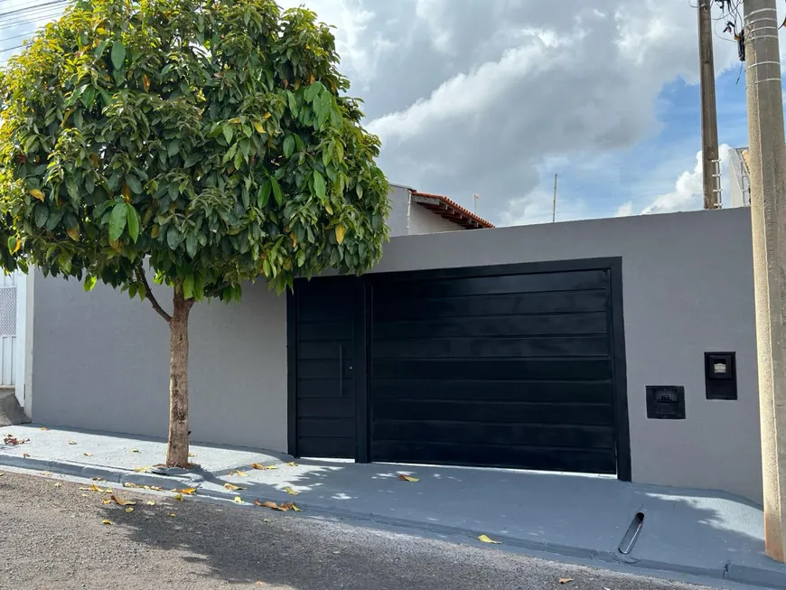 Foto 1 de Casa com 2 Quartos à venda, 120m² em Parque Residencial J Macedo, São José do Rio Preto