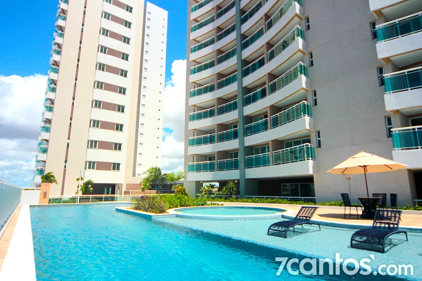 Foto 1 de Apartamento com 3 Quartos para alugar, 70m² em Guararapes, Fortaleza