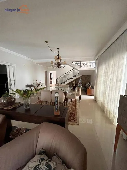 Foto 1 de Casa de Condomínio com 7 Quartos à venda, 762m² em Jardim Paraíba, Jacareí