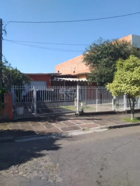 Foto 1 de Casa com 4 Quartos à venda, 201m² em Rubem Berta, Porto Alegre