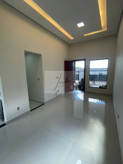 Foto 1 de Casa com 3 Quartos à venda, 190m² em Sao Pedro, Sete Lagoas