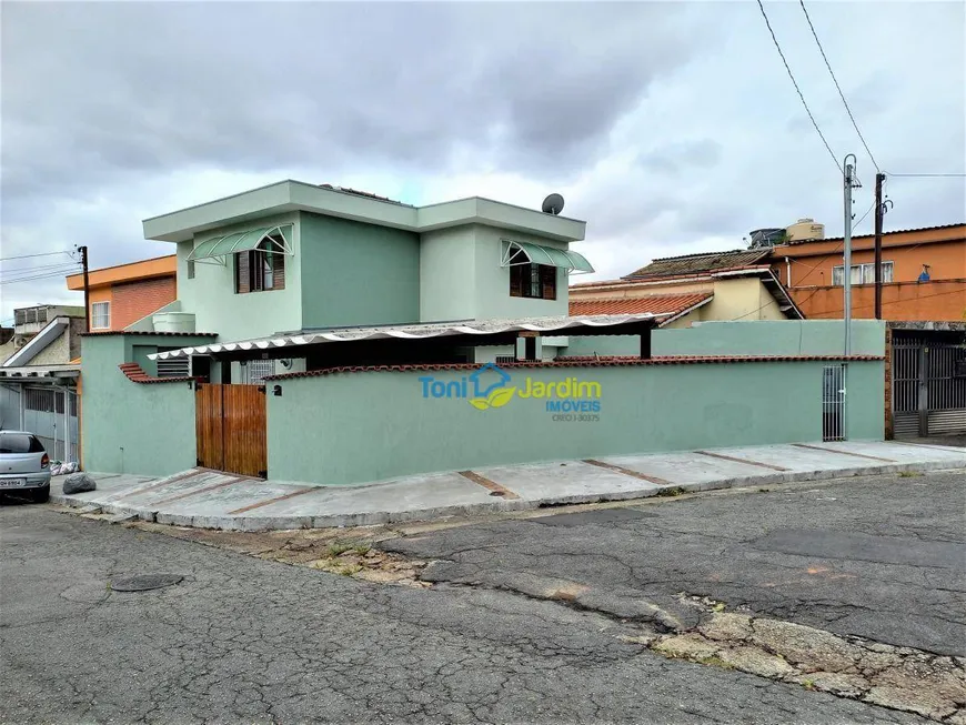 Foto 1 de Sobrado com 2 Quartos à venda, 122m² em Parque Oratorio, Santo André