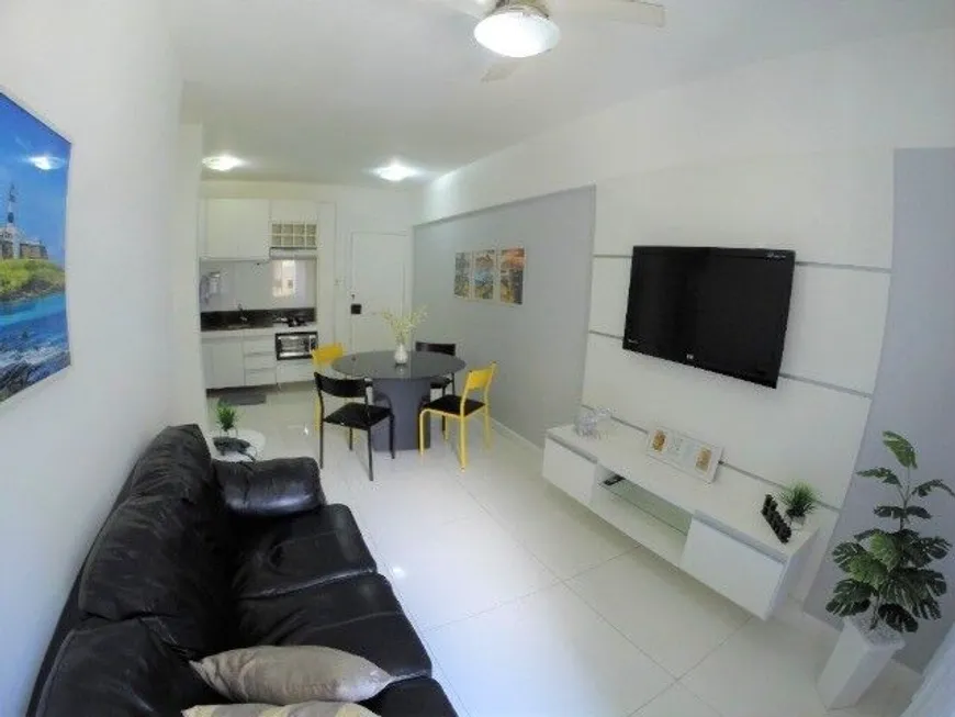 Foto 1 de Apartamento com 2 Quartos à venda, 65m² em Ondina, Salvador