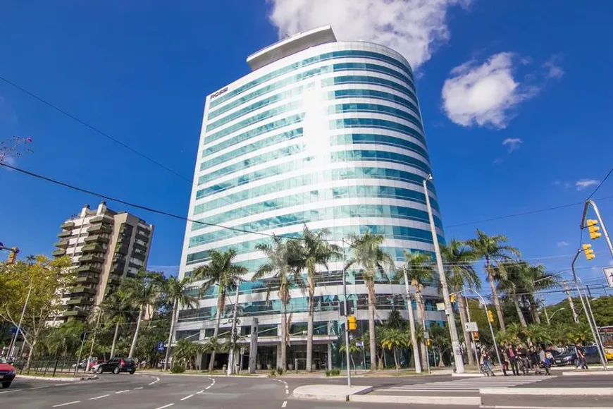 Foto 1 de Sala Comercial para alugar, 69m² em Chácara das Pedras, Porto Alegre