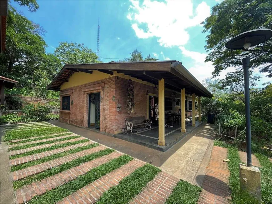 Foto 1 de Casa com 3 Quartos à venda, 340m² em Granja Viana, Cotia