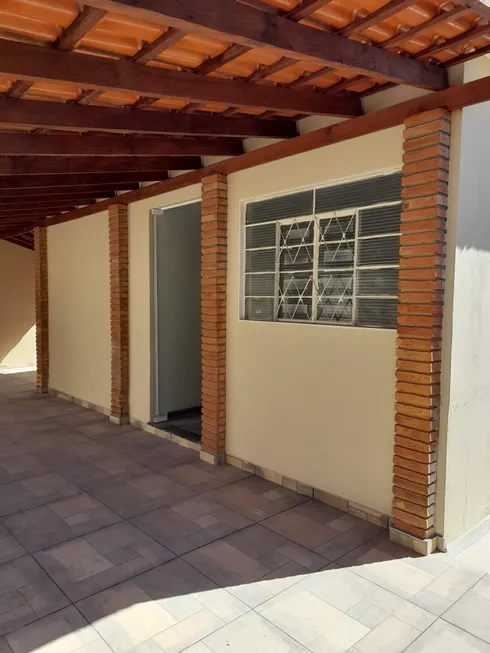 Foto 1 de Casa com 2 Quartos à venda, 273m² em Parque das Laranjeiras, Mogi Mirim