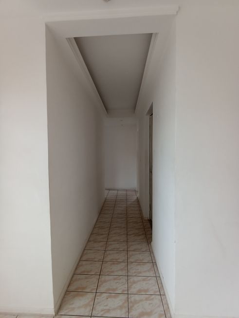 Apartamento na Avenida José Giorgi, 600, Granja Viana em Cotia, por R$  2.350/Mês - Viva Real