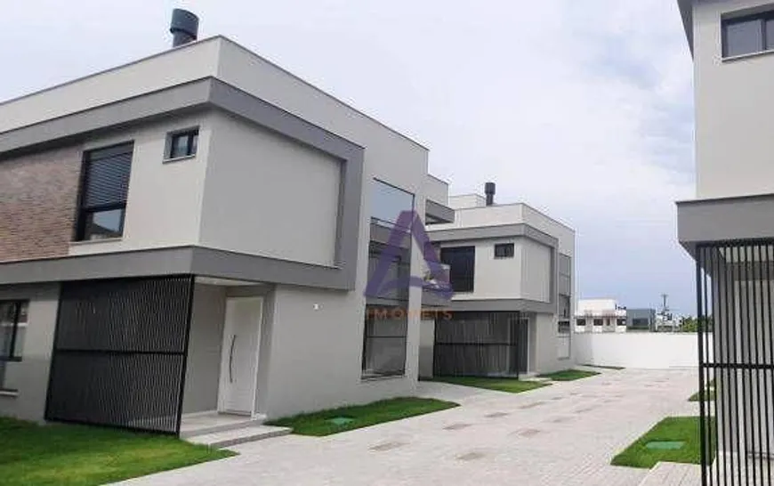 Foto 1 de Casa com 3 Quartos à venda, 160m² em Campeche, Florianópolis