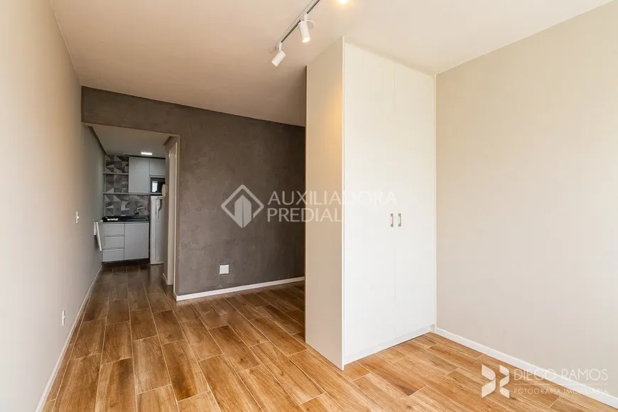 Foto 1 de Apartamento com 1 Quarto à venda, 25m² em Centro Histórico, Porto Alegre