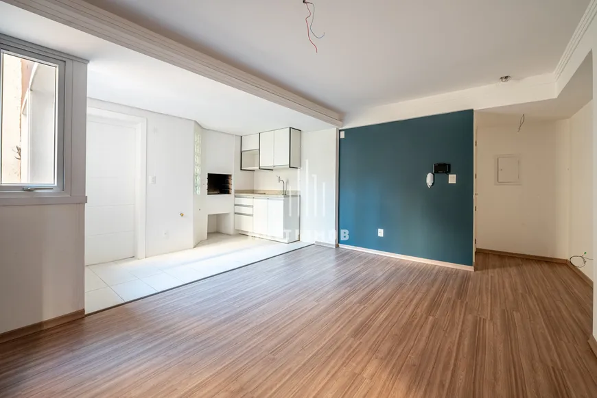 Foto 1 de Apartamento com 1 Quarto para venda ou aluguel, 45m² em Bom Fim, Porto Alegre