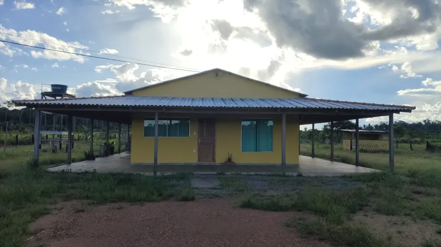 Foto 1 de Fazenda/Sítio com 2 Quartos à venda, 999m² em , Canutama