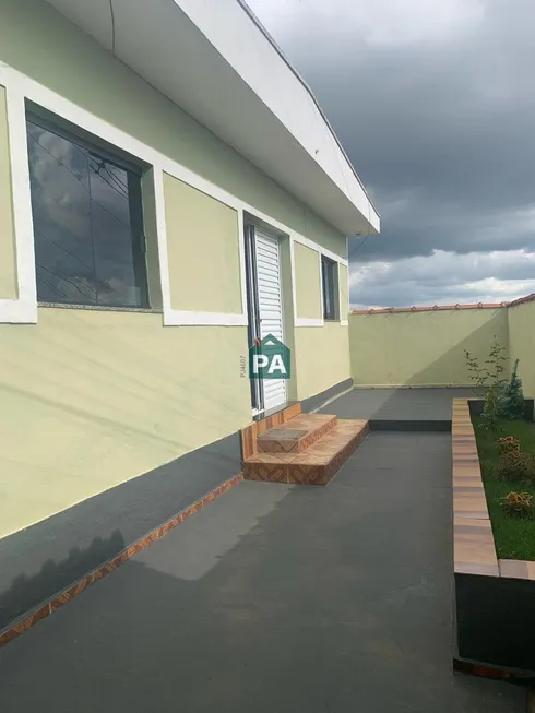 Foto 1 de Casa com 3 Quartos à venda, 146m² em Dom Bosco, Poços de Caldas