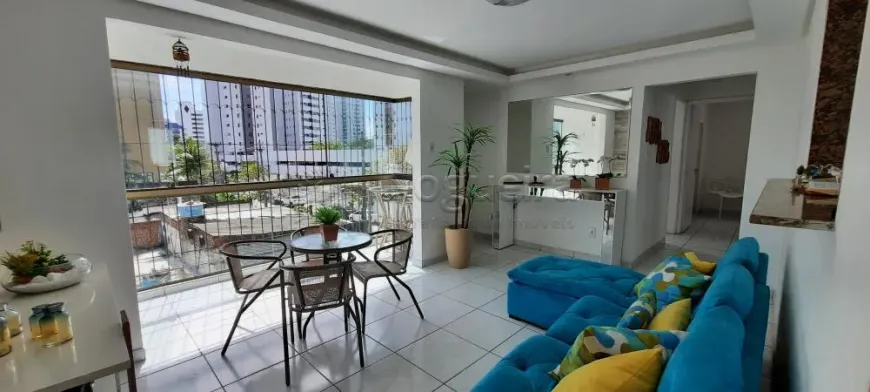 Foto 1 de Apartamento com 3 Quartos à venda, 75m² em Boa Viagem, Recife