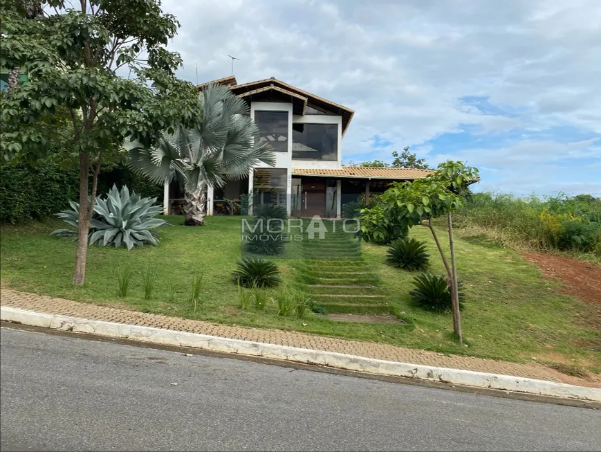 Foto 1 de Casa com 3 Quartos à venda, 300m² em Tavares, Confins