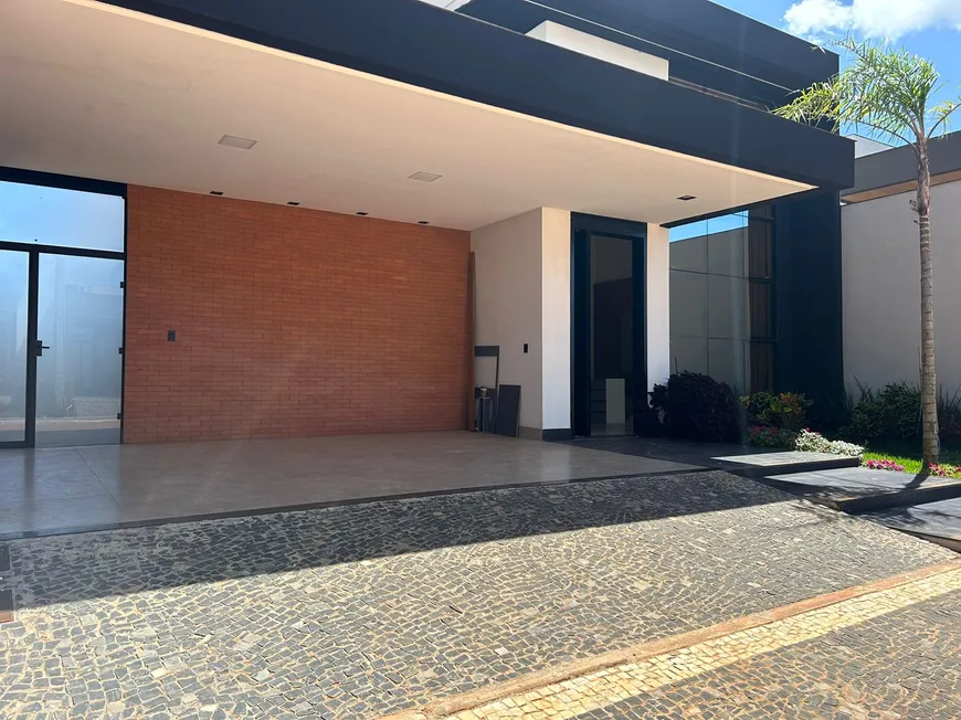 Foto 1 de Casa de Condomínio com 3 Quartos à venda, 260m² em Ponte Alta Norte, Brasília