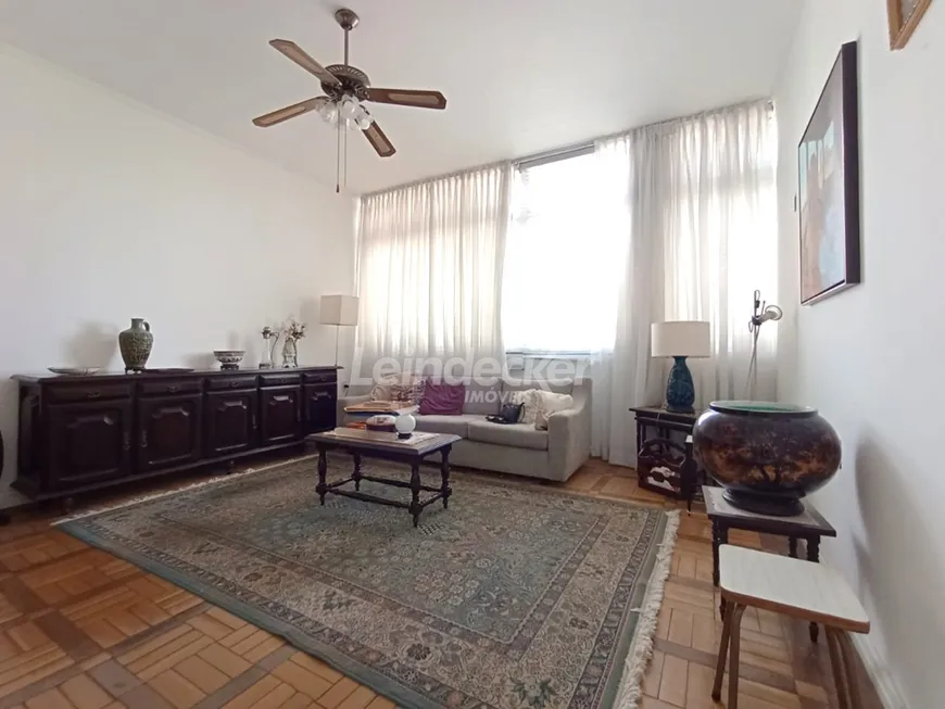 Foto 1 de Apartamento com 3 Quartos para alugar, 124m² em Rio Branco, Porto Alegre