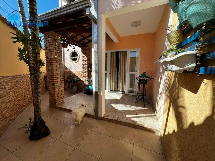 Foto 1 de Casa com 4 Quartos à venda, 136m² em Jordanésia, Cajamar