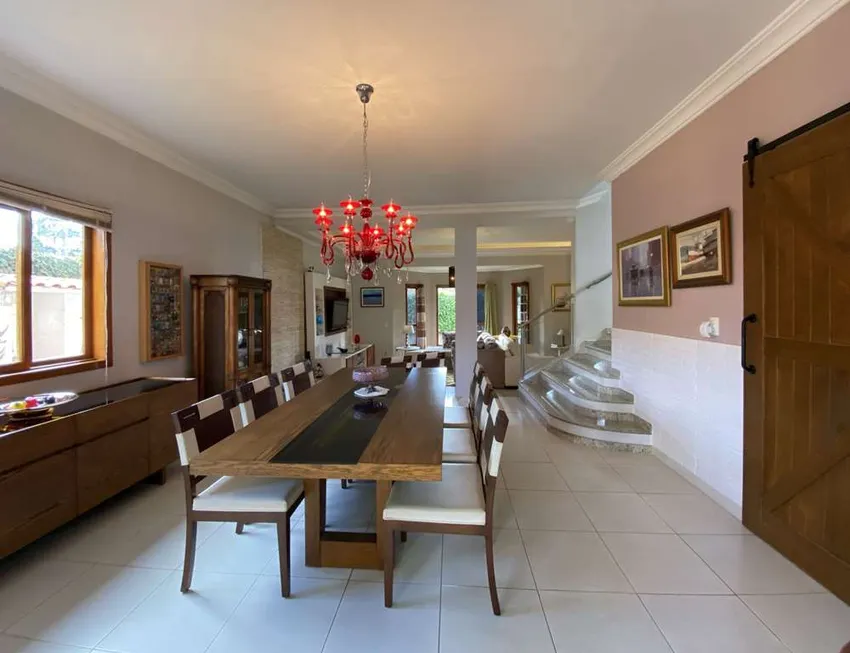 Foto 1 de Casa com 4 Quartos à venda, 362m² em Nova Fazendinha, Carapicuíba