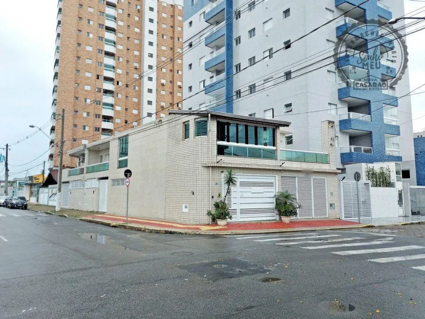 Foto 1 de Sobrado com 2 Quartos à venda, 90m² em Vila Guilhermina, Praia Grande