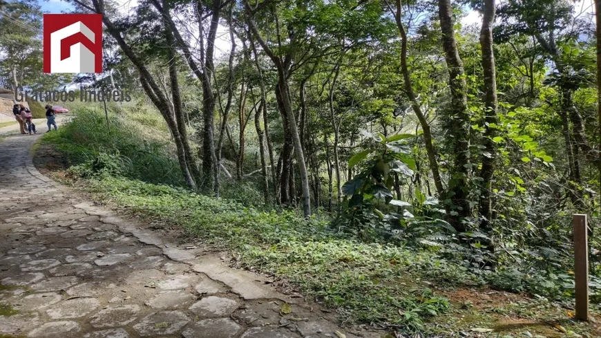 Foto 1 de Lote/Terreno à venda, 890m² em Correas, Petrópolis